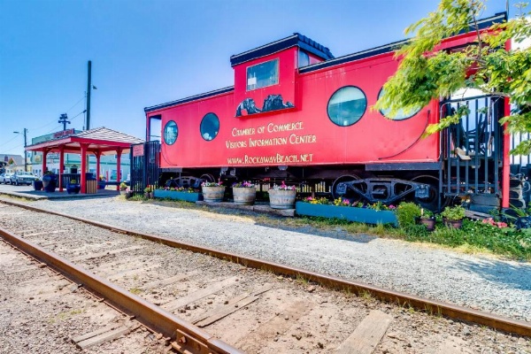 Rockaway Beach Condos image 10