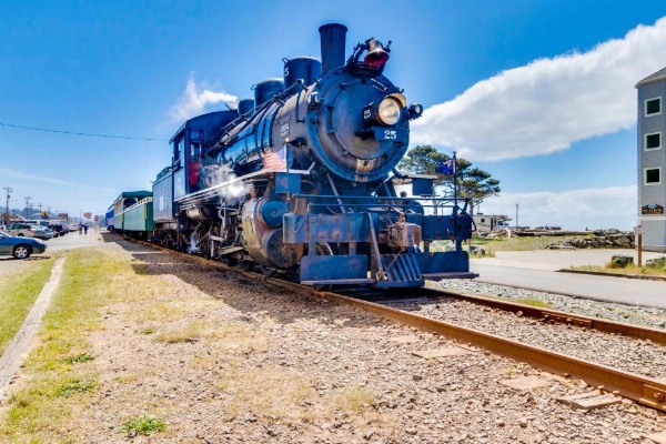 Rockaway Beach Condos image 9